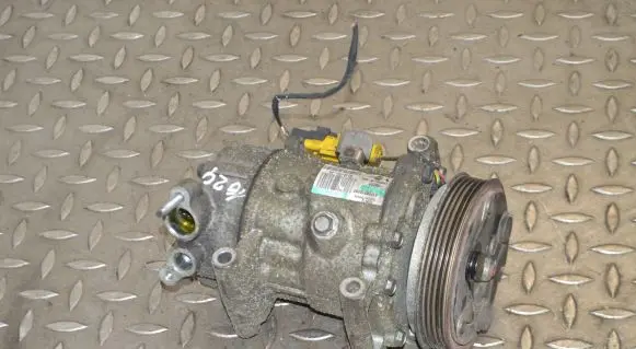 Mini Cooper Countryman R60 Air conditioning (A/C) compressor (pump) 9213175