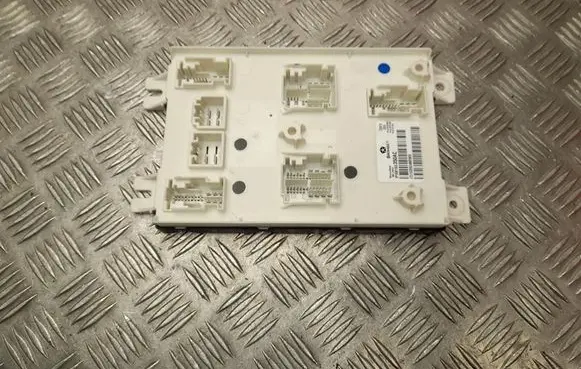 Jeep Grand Cherokee Comfort/convenience module 68193350AC