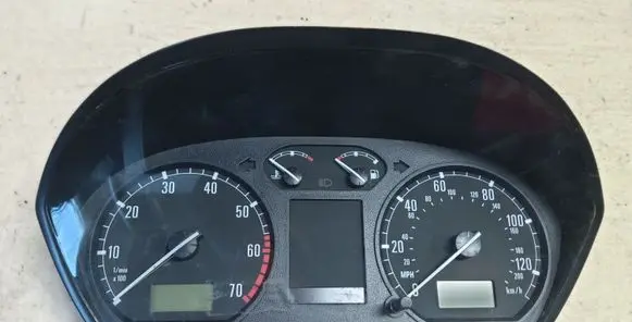 Skoda Fabia Mk1 (6Y) Speedometer (instrument cluster) 6Y2920850G 110080015016