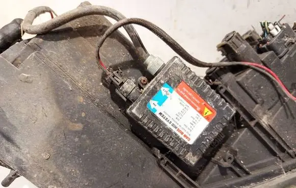 Mazda 6 Headlight ballast module Xenon 