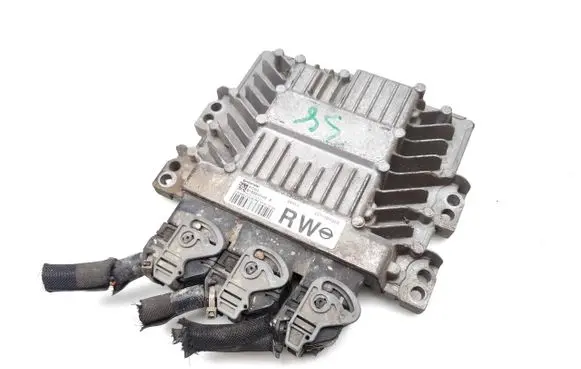Nissan Qashqai Engine control unit/module 23710BR30A S180033108