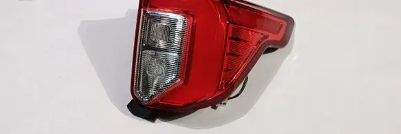 Ford Explorer VI Rear/tail lights LB5B-13404-A