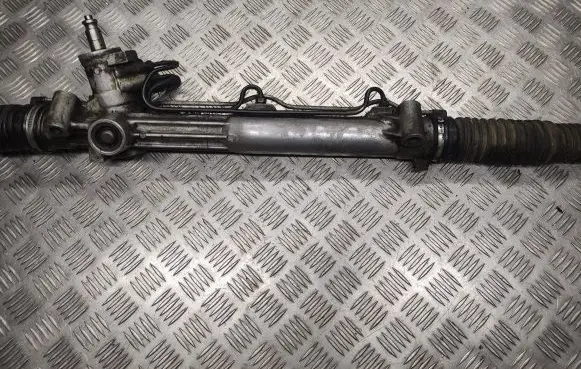 Ford Mondeo Mk III Steering rack 1S7C3200EE