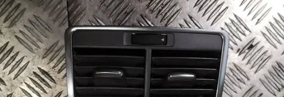 Audi A6 S6 C6 4F Rear air vent grill 4f0819203b