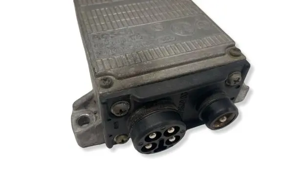 Mercedes-Benz S W126 Ignition amplifier control unit 0025452632