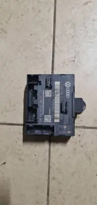 Audi Q7 4L Door control unit/module 8K0959792D 4F0959792R