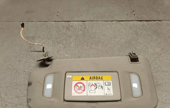 Opel Mokka X Sun visor 