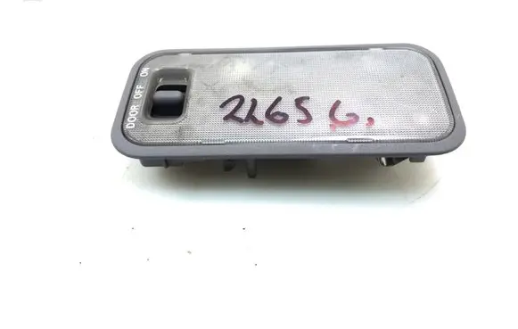 Toyota Land Cruiser (J120) Rear seat light 8125060010