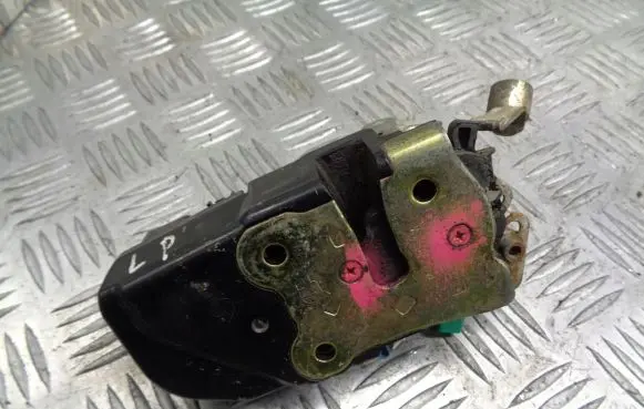 Chrysler Grand Voyager IV Front door lock