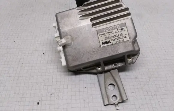 Toyota Corolla E120 E130 Power steering control unit/module 8965002230 EATCEC068