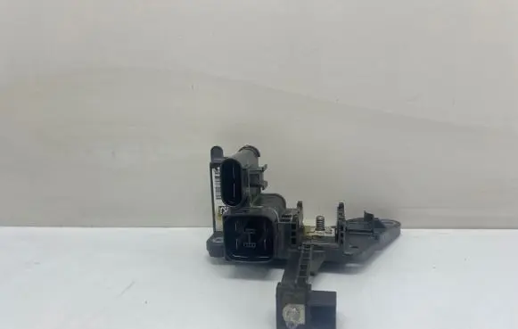 BMW 4 F32 F33 Current control relay 9296153