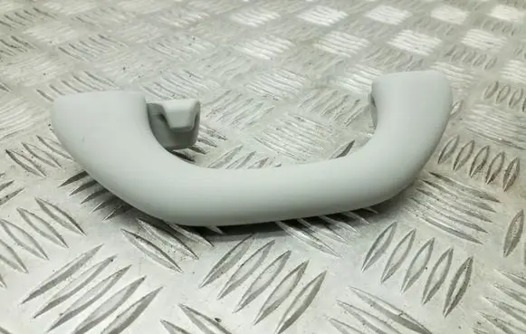 Volkswagen Jetta VI Rear interior roof grab handle 5C6857607A
