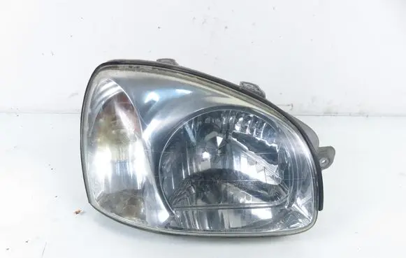 Hyundai Santa Fe Headlight/headlamp 
