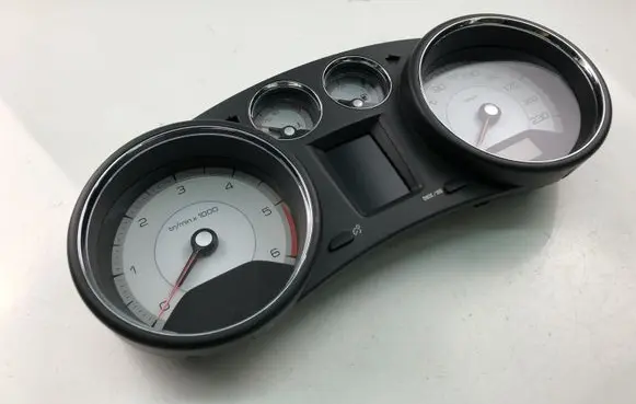 Peugeot 308 Speedometer (instrument cluster) 9665107680
