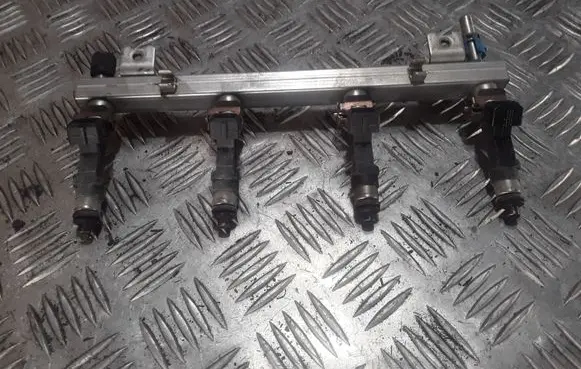 Opel Corsa D Fuel injectors set 0280158501 0280151208