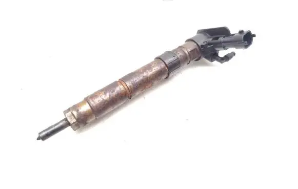 Fuel injector