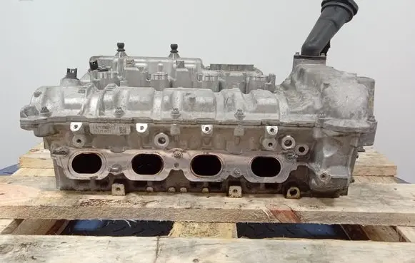 BMW X6 E71 Engine head 7573936