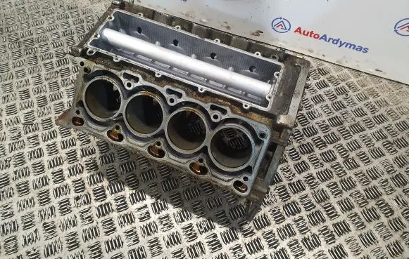 BMW 7 E65 E66 Engine block N62B36A 11110304655 980006