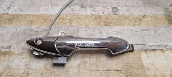 Honda FR-V Front door exterior handle