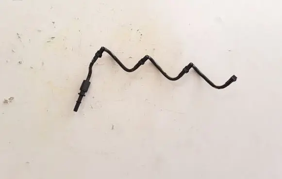 Renault Trafic II (X83) Fuel return line/hose 8200890122