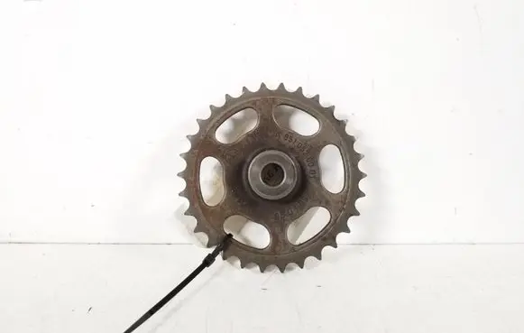 Mercedes-Benz E W212 Timing chain sprocket A6510520001