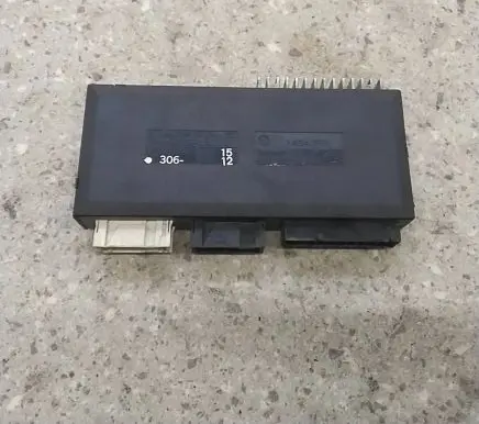 BMW 5 E39 Comfort/convenience module 61358372141 5DK00704711 12037310