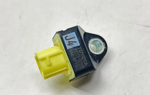 Toyota Yaris Cross Airbag deployment crash/impact sensor 891730D200 5RPY0L