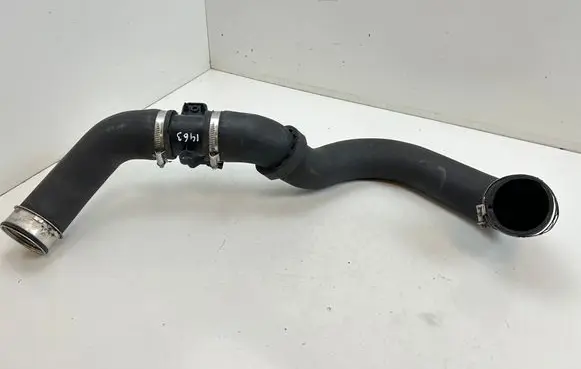 Volkswagen Transporter - Caravelle T5 Intercooler hose/pipe 7E0145958A