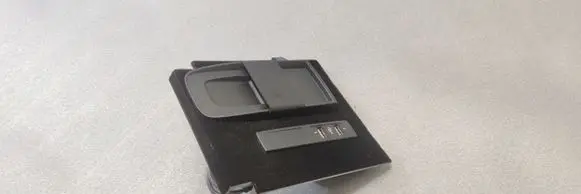 Mercedes-Benz S W222 USB socket connector A2228200915