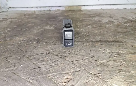 Honda Civic Seat heating switch M16691SS8