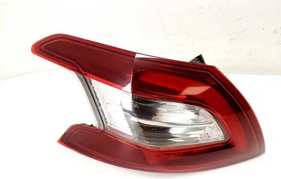 Peugeot 308 Rear/tail lights 9677817680 81250101