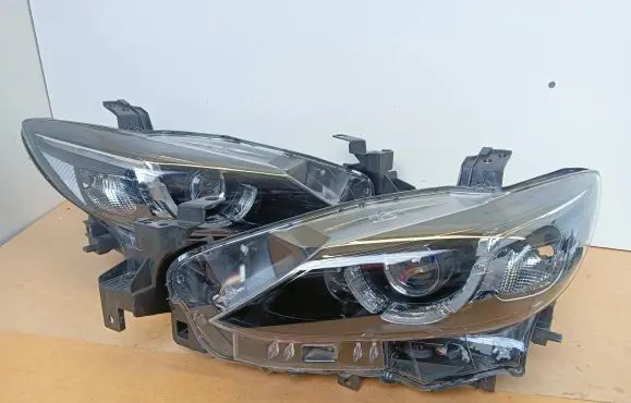 Mazda 6 Headlights/headlamps set 