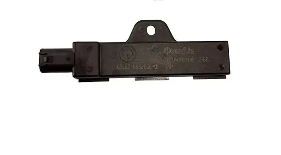 BMW 1 F40 Keyless system antenna 65206832066 6832066