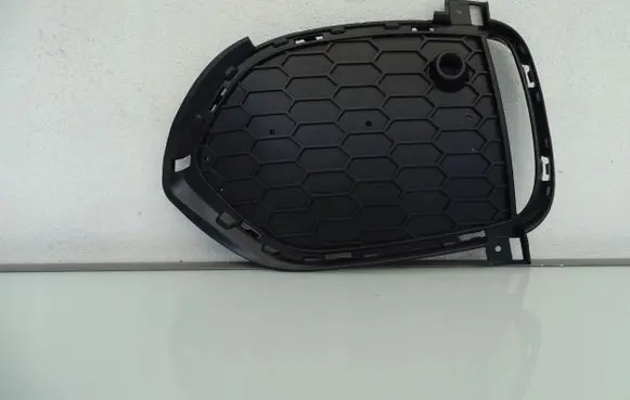 BMW X5 F15 Front bumper lower grill 8056855