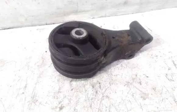 Opel Signum Engine mount bracket