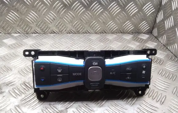 Nissan Leaf I (ZE0) Climate control unit 275003NA0B