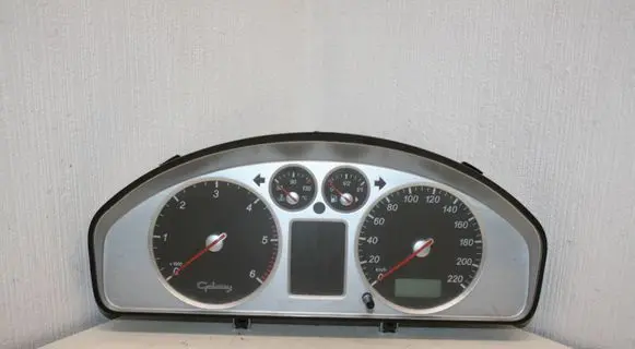 Ford Galaxy Speedometer (instrument cluster) 7M5920800E YM2110849APC