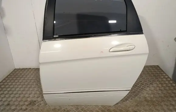 Mercedes-Benz B W245 Rear door 