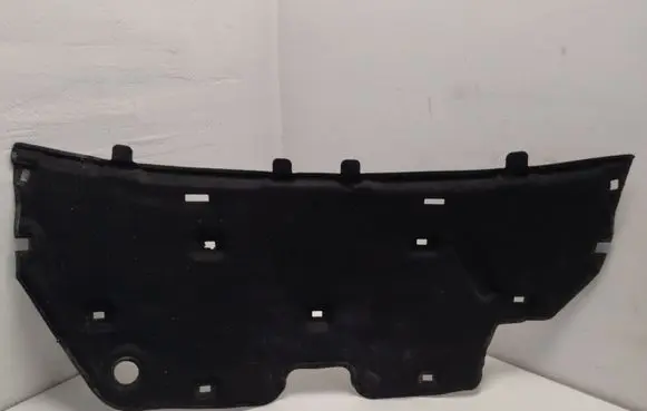 Engine bonnet/hood sound/heat insulation