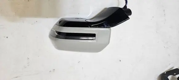 KIA EV9 Front door electric wing mirror 0410156