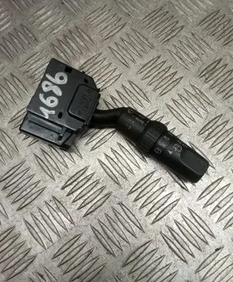 Mazda 3 I Wiper control stalk 17D682