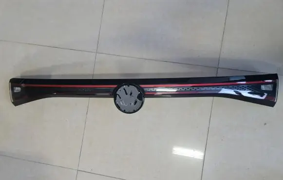 Volkswagen ID.4 Tailgate rear/tail lights F0382300