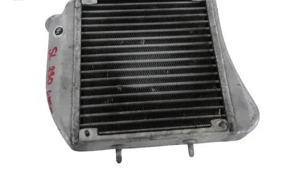 Mercedes-Benz SL R230 Engine oil radiator A2095000600