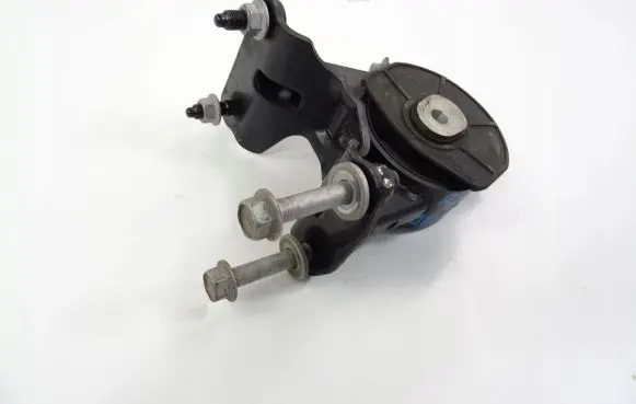 Toyota RAV 4 (XA10) Engine mount vacuum valve 