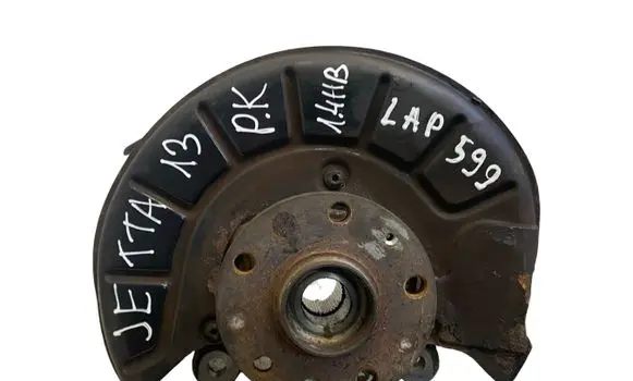 Volkswagen Jetta VI Front wheel hub