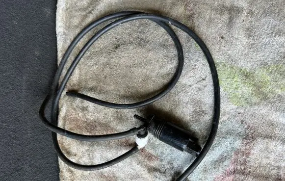 Mercedes-Benz ML W164 Windscreen/windshield washer pump 1006671 000692 010221N