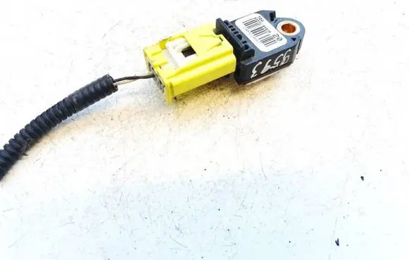 Toyota Avensis T270 Airbag deployment crash/impact sensor 8983105030 89831-05030
