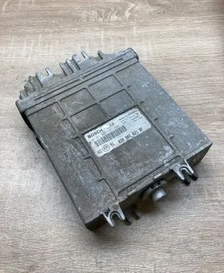 Volkswagen Golf III Engine control unit/module ECU 028906021BF 0281001421