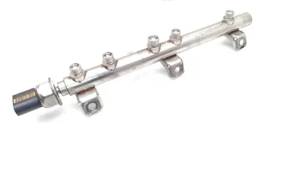 BMW 1 E81 E87 Fuel main line pipe 7562174 55PP11-01 7537319