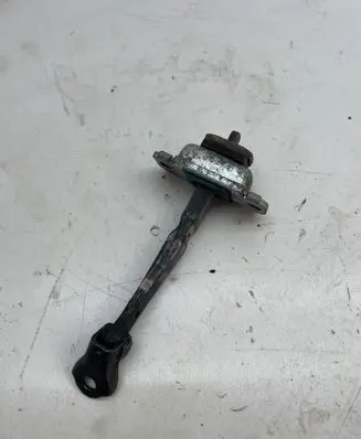 Hyundai Santa Fe Rear door check strap stopper 